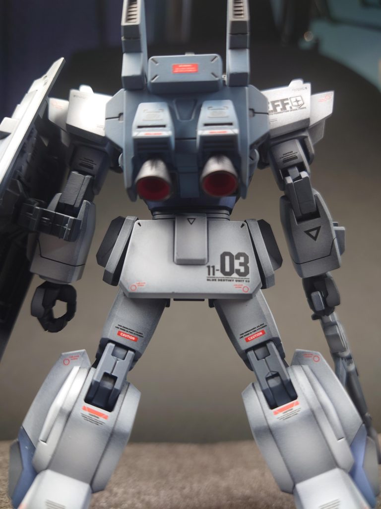 バックパックはミディアムブルー!