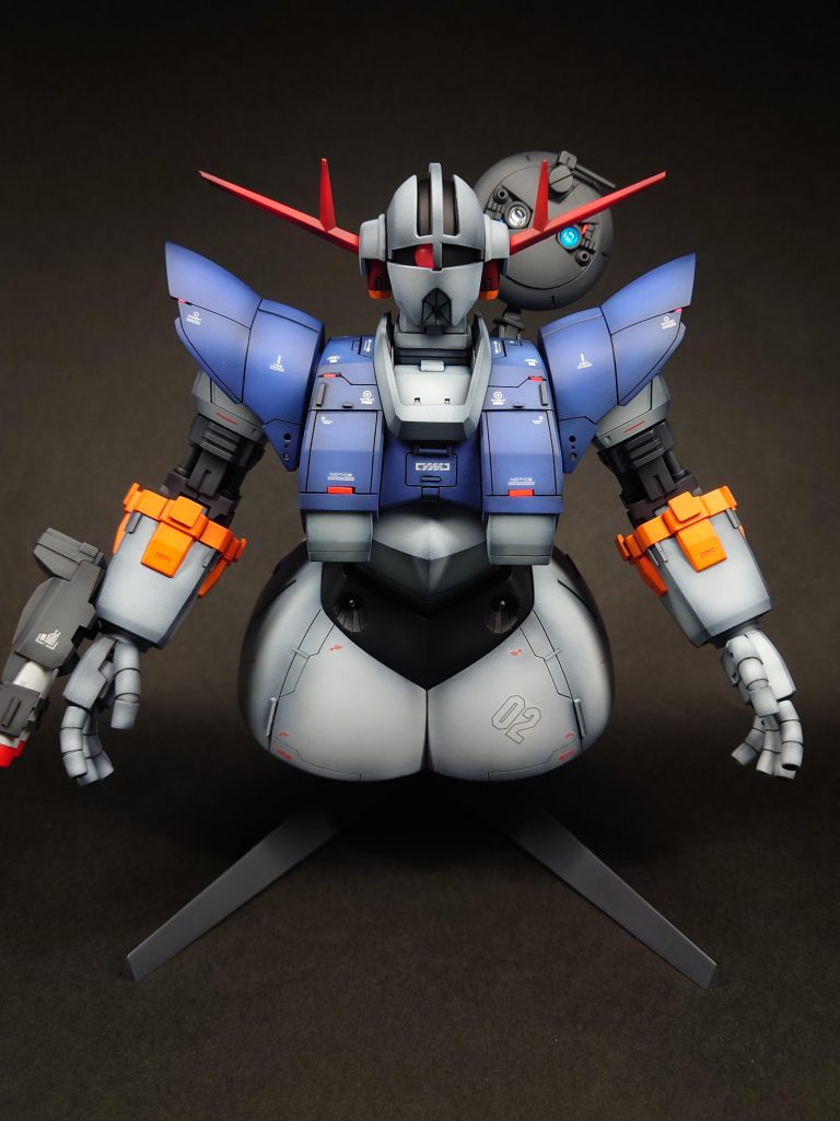 ド正面はマッシブでカッケー!(# ゚Д゚)