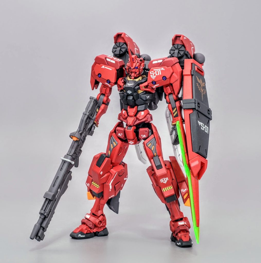 ゼクノヴァで行方不明になったシャアが帰還するまでの間、シャリア・ブルらがシャアのために用意していた高機動タイプの赤いガンダムです