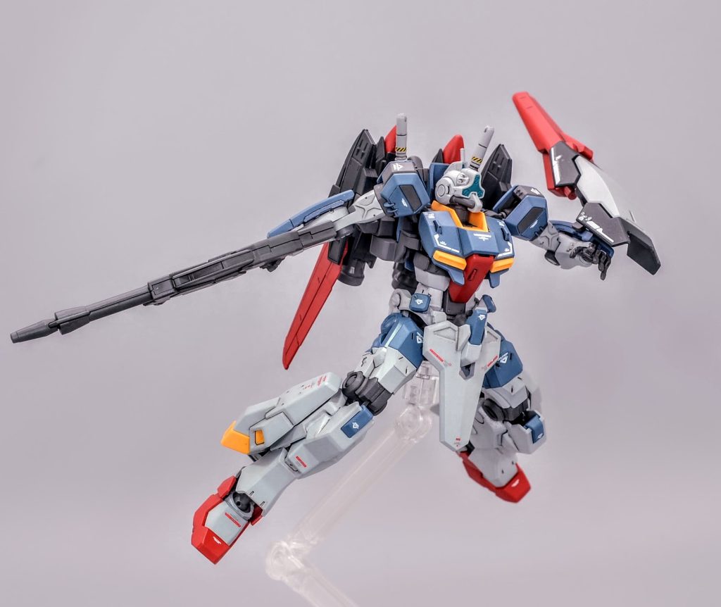 胸部周辺以外はほぼゲルググなのでかなり動きます