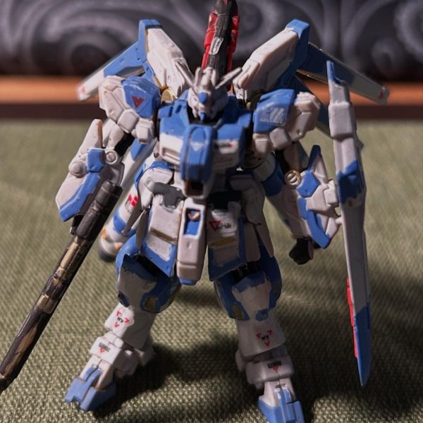 Hiνガンダム　ガンダムアーティファクト