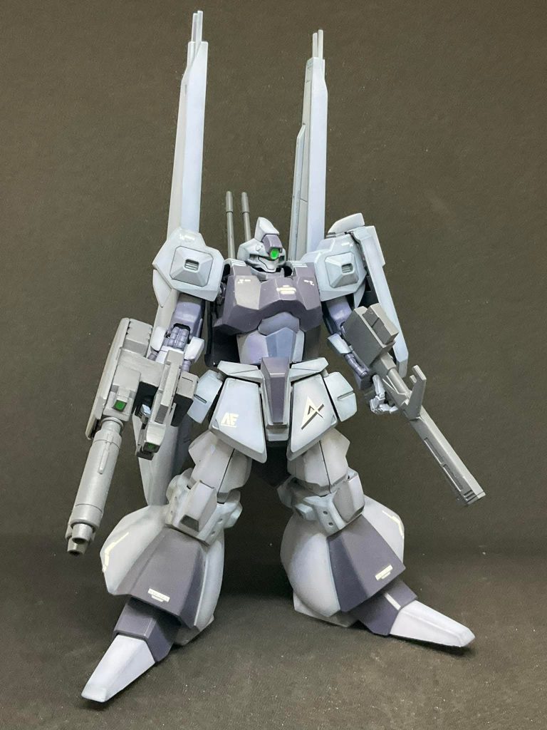 武器はマシマシです。