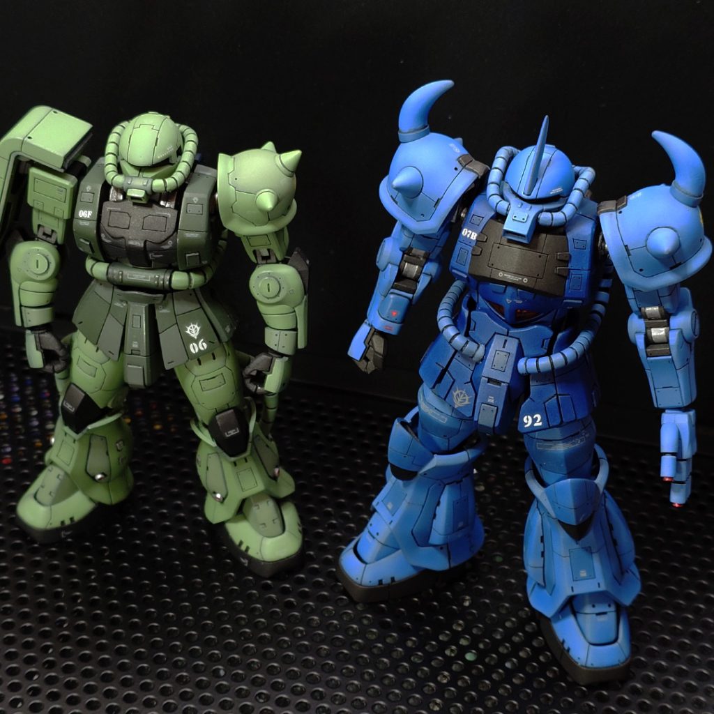 以前RG寄せのコンセプトで製作したザクと。HGザクはRGに寄せましたが、グフはRG寄せしたザクに寄せている感じでしょうか笑以前投稿したRG寄せザクIIもご興味あればご覧ください。