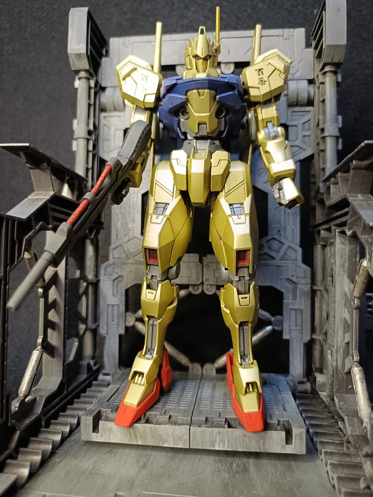 昔作った台座とパシャリwうん、まんまキャリバーンですねw