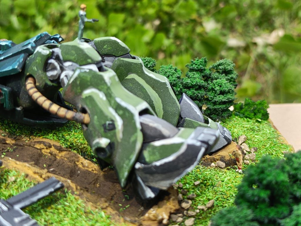 バーニィはRGザクⅡ付属のパイロットを改造して作成しました。アルは山田化学の1/150軍人を改造して作成しました。