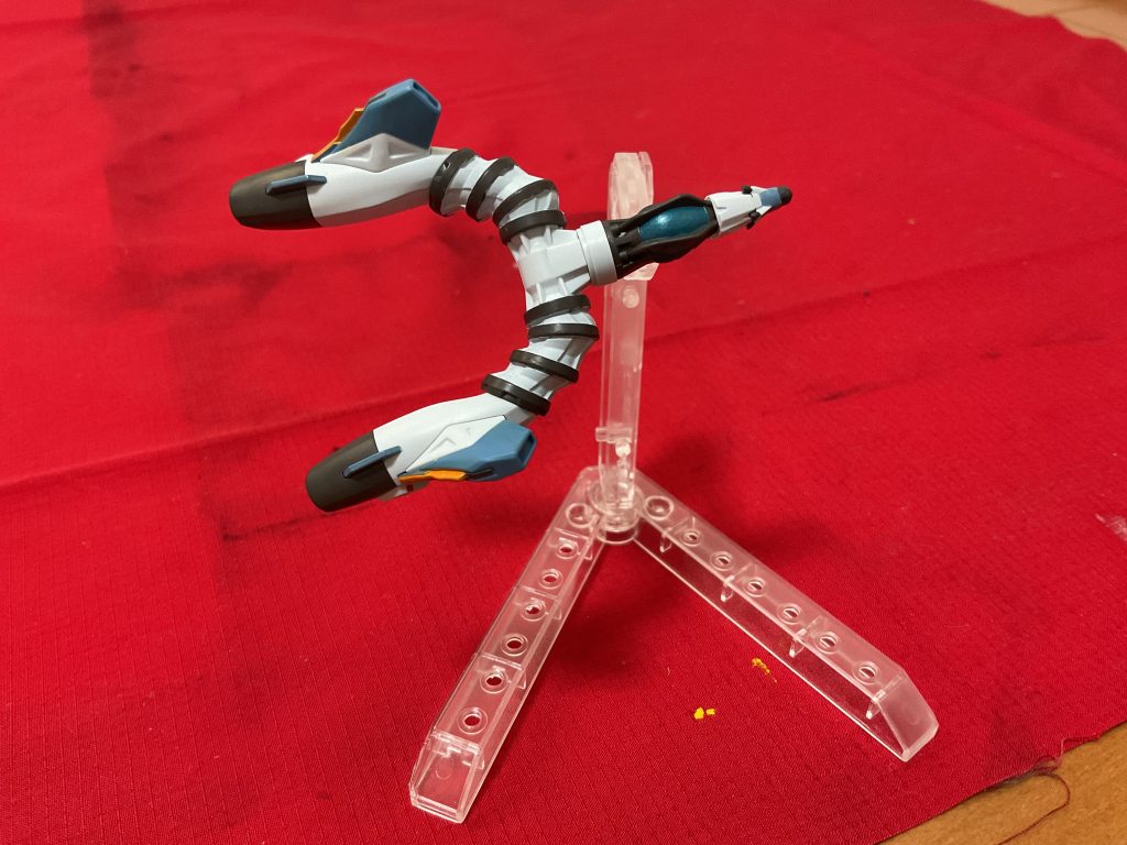 コアファイター。こちらも塗り分け箇所が多く作業が大変でした。