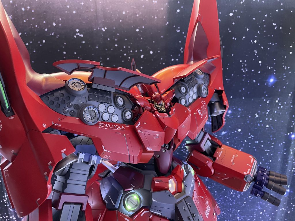 ちなみにシナンジュは、HGとRGのミキシングシナンジュ、ネオジオングともに全塗装