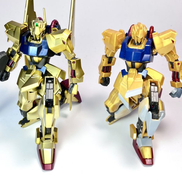 足のアンクルガードの形状をアニメのように寝かせた形に。膝裏の動力パイプをビルダーズパーツに置き換えて、膨らみを抑える。この2点でわずかながらに可動域を拡大。膝立ちで腰を落とせるようになりました☺️（2枚目）