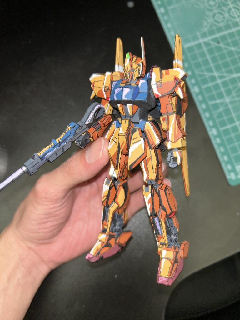 手に持った状態でも撮影してました(よくやるやつ)。結構気に入った一枚です。