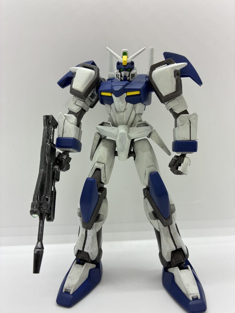 アサルトシュラウドを脱いだ状態です。デカール貼る前にウォッシングしてしまったので、デカール貼れませんでした。工程の順番って大事ですね。あと、何度も着脱して遊んでいると塗装がはげていています。。。厚めにクリア吹いたつもりなのになー。