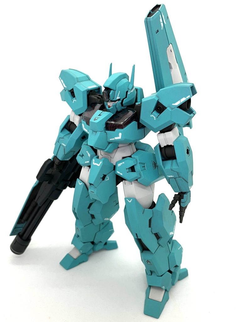 クレオスのセルリアンブルー、本当にいい色。もう一本買おう。