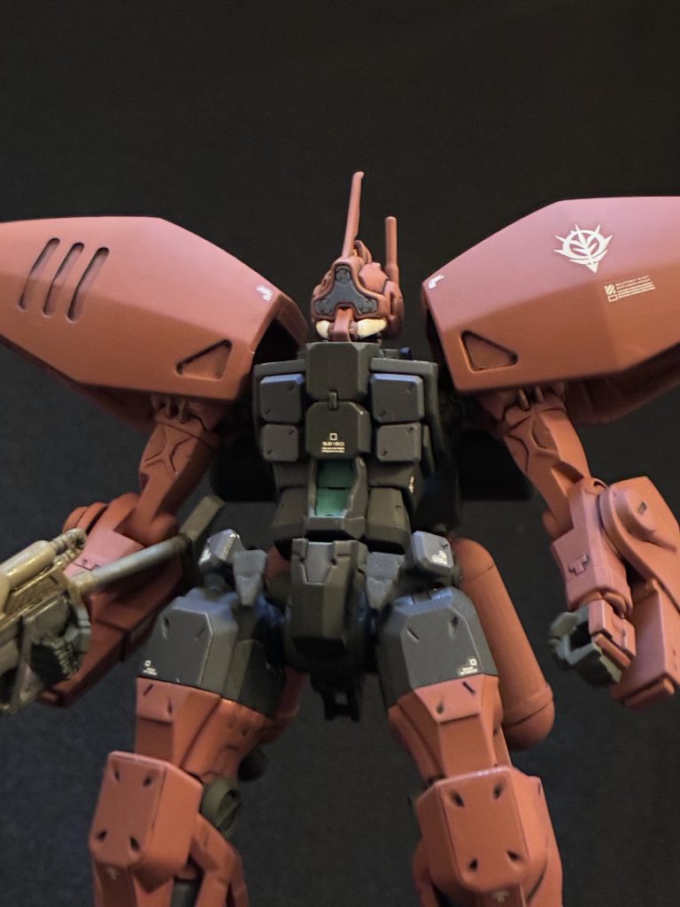 〜脳内設定〜ソーラ・レイ(イオマグヌッソ)暴走事故により戦力を大きく失ったジオン軍が、老朽化やモスボール状態にあったgms-01を最新技術で改修し戦力化・MS部隊再建に充てることを目的とした機体。補充された新兵の訓練機としても用いられたほか、一部機体は指揮官機として運用された。