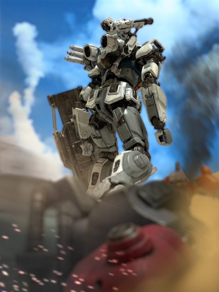 熱砂に伏せる”血濡れの左腕”には構わず、ヘントは黒煙を吹き続けるガンキャノンに駆け寄った。「