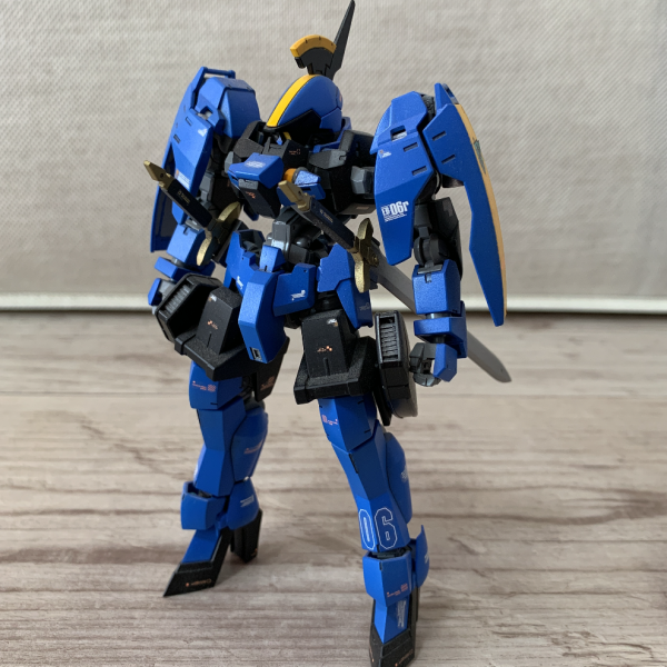 HGIBOグレイスリッター(マクギリス機)