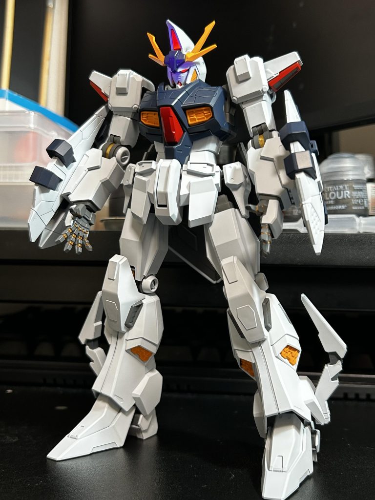 オデュッセウスだけでも残しておきます。オデュッセウスだけで、MGクラスの大きさ！フライトユニットつけたらどうなるのか…ドキドキでした。オデュッセウス単体で展示されているのは見かけなかったので、ちゃんと見るのは初めてでした。ディテールはシンプルですが、シルエットがカッコいいなと思いました。