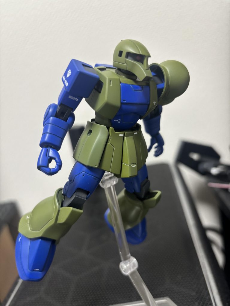 ショルダーアーマーの無い肩のデカールがお気に入りですw