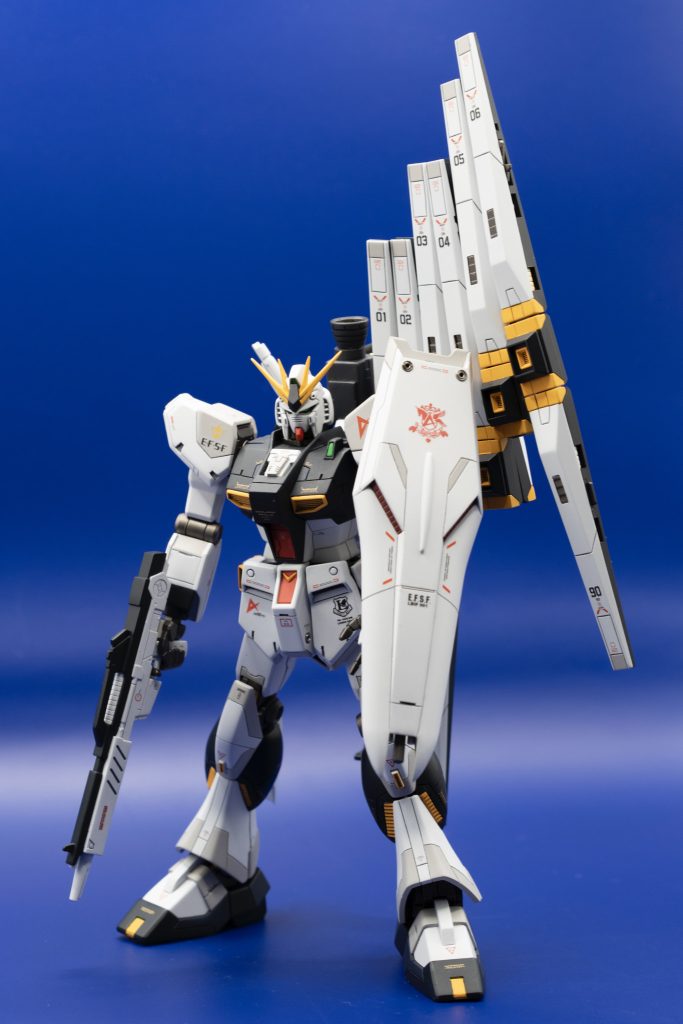 逆襲のシャア　νガンダム