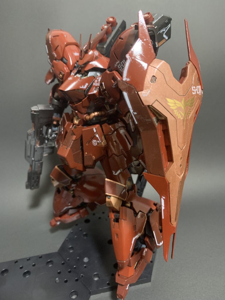 シールドをローズゴールドにするのは迷いましたが意外と良いのではないかと。