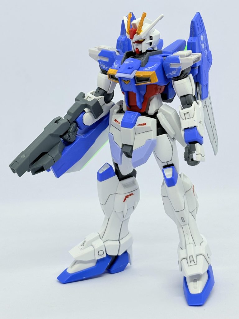 物語後半で出力不足を補うため、自分のとっておきに使う予定だった武器をこの機体のために使用すると決めGNソードIIIを追加。