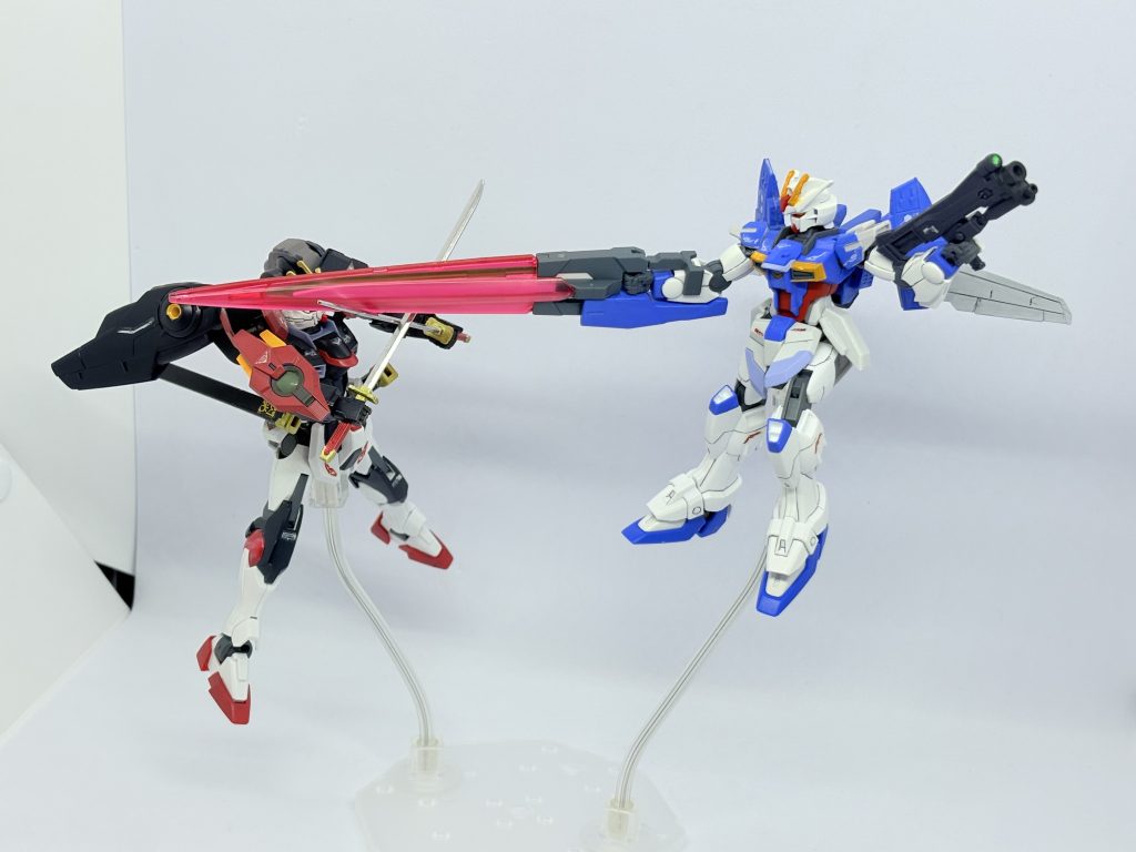 シュナイダーのミラークロームエフェクトマーカーを使ってみたかったのもある。あんま使わない色味の組み合わせができたのもあって楽しかった。はい、コアガンダムもデュエルガンダムもほぼ面影ない中でもたまにはちゃんと作ります！アピールが出来て良かったです。アイマスみたくモチーフありきでもなくこんなにガッツリミキシングしたのも今回の2体が初めてかも？ さ、次は何を作ろうかな〜楽しかった〜！