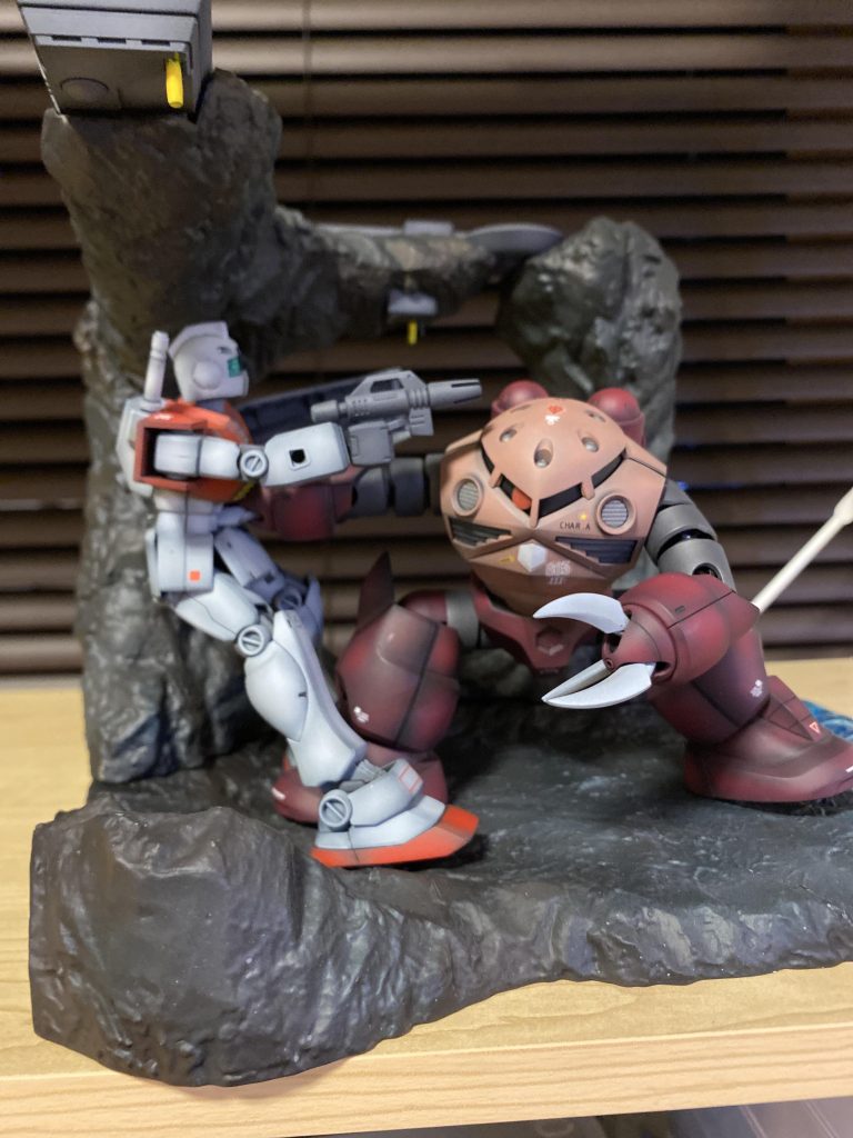 ジオラマキットが届いたので、ストックしてあったジムと共に新規作成。ズゴック は過去作をそのまんま使い回しました🐥