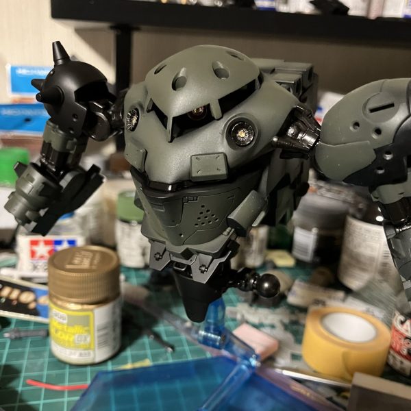 皆さまこんばんは　最近あまり作業がはかどらなかったのですがやっと上半身は型になってきました脚部にも手を加えていくつもりです。明日からまた仕事ですが、お盆休みには仕上げる事ができたらなぁって感じです。皆様もお忙しいとは思いますが、時間があったら見てくださいね♪よろしくお願いいたします。