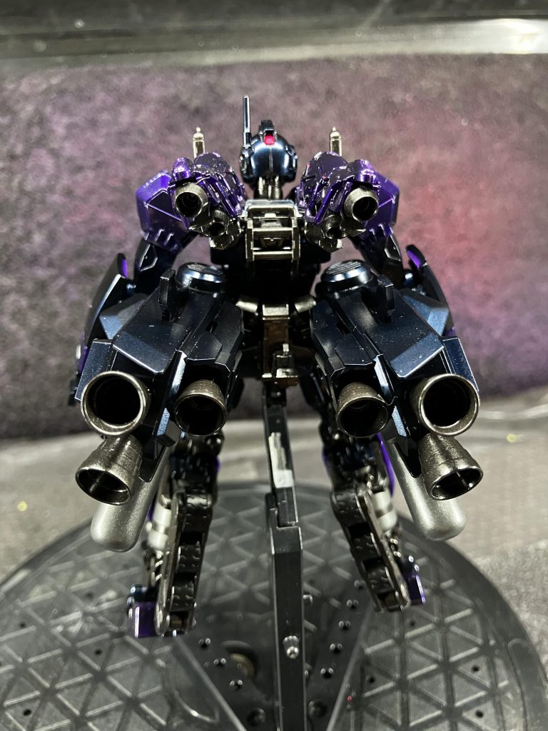 後は脚部の追加ローダーになります 重力下での使用も視野に入れての装備です