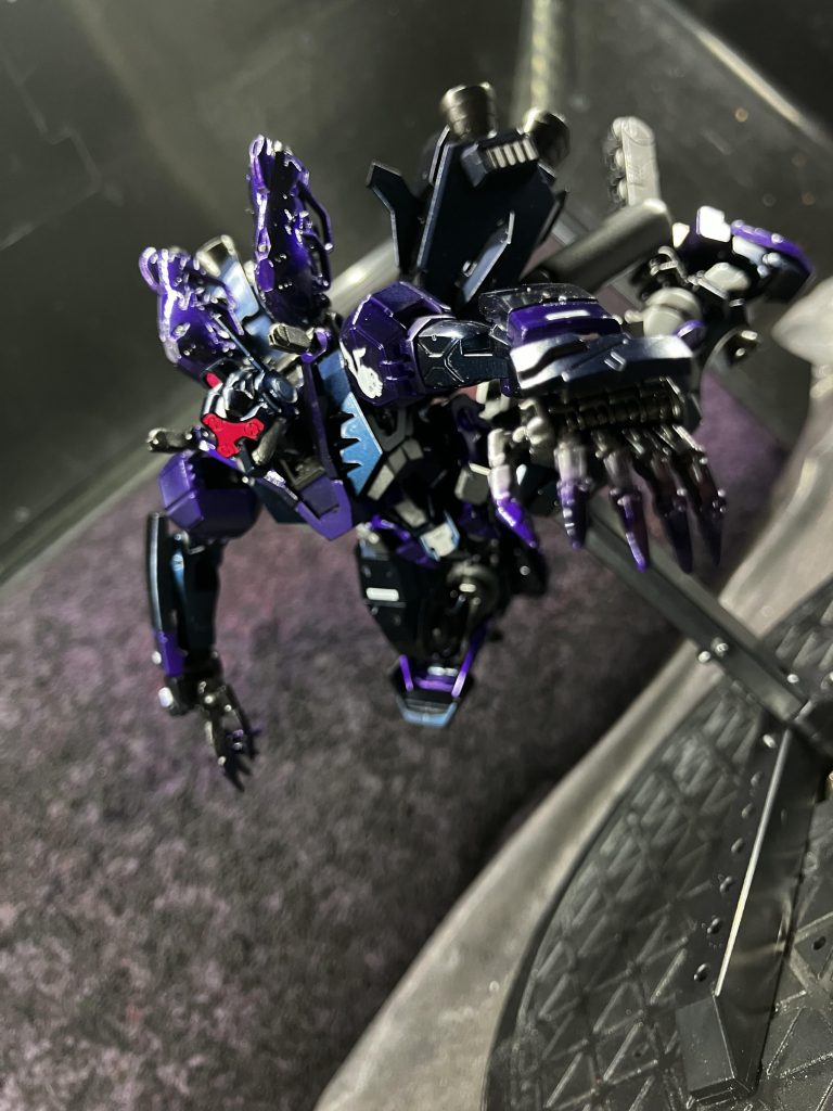 スガイさんのワイヤー機動戦法ではなく 切り裂き魔スタイルです