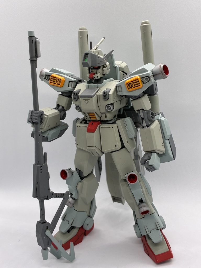 いつも缶スプレーでの塗装なのですが、初めて行ったビームジャベリンのグラデーション塗装は、やはり無謀過ぎました。こうなってくるとエアブラシが欲しくなります。ですが自分としては満足いく仕上がりができたと思います。ここまで見ていただきありがとうございました。また好きなキットが見つかりましたら投稿させていただきます。お疲れ様でした。