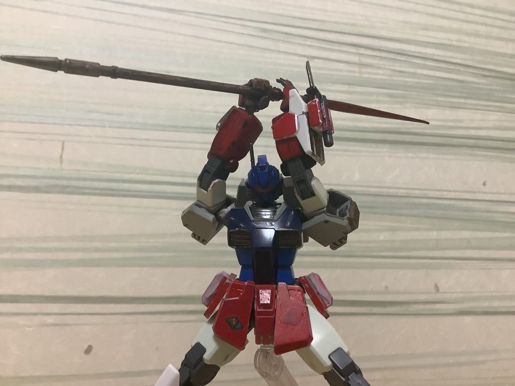 薙刀を回しています。