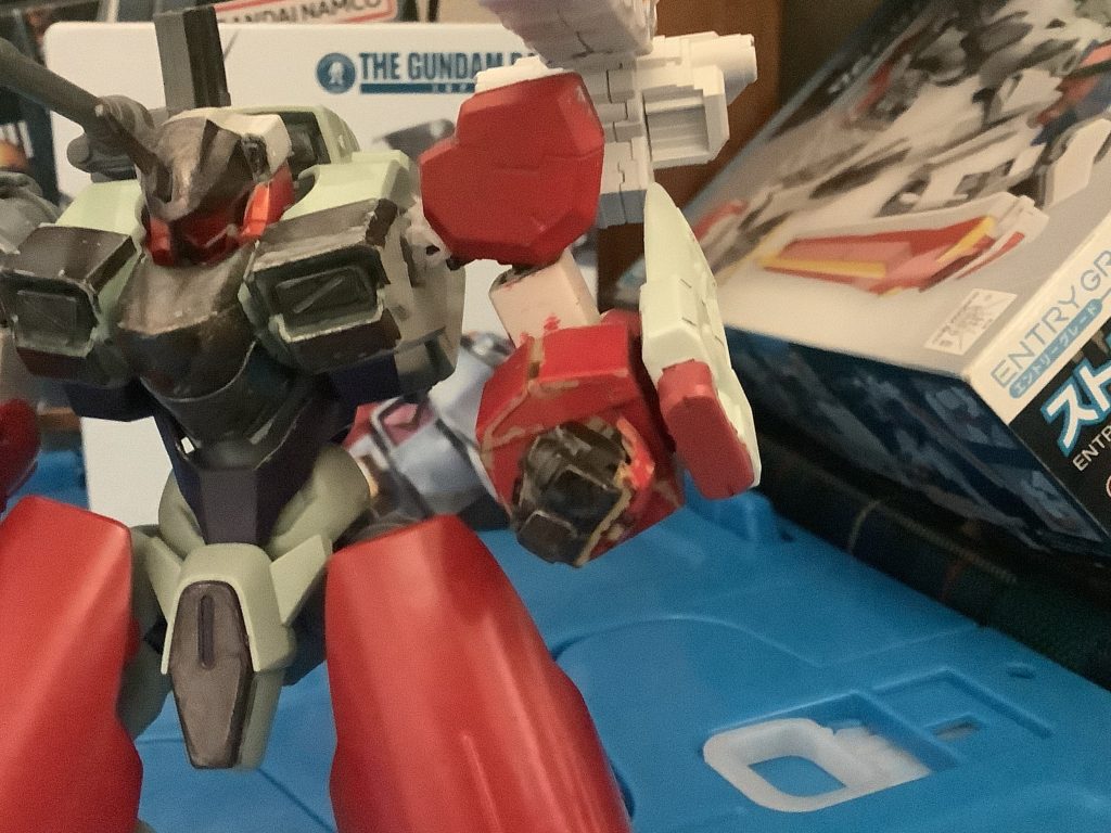 腕はデミバーディング、肩はガンヴォルヴァとザウォート
