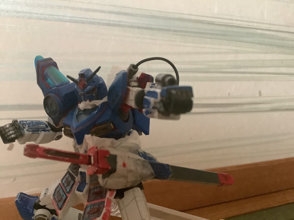 弾を撃ってきたら、波動拳で返します。