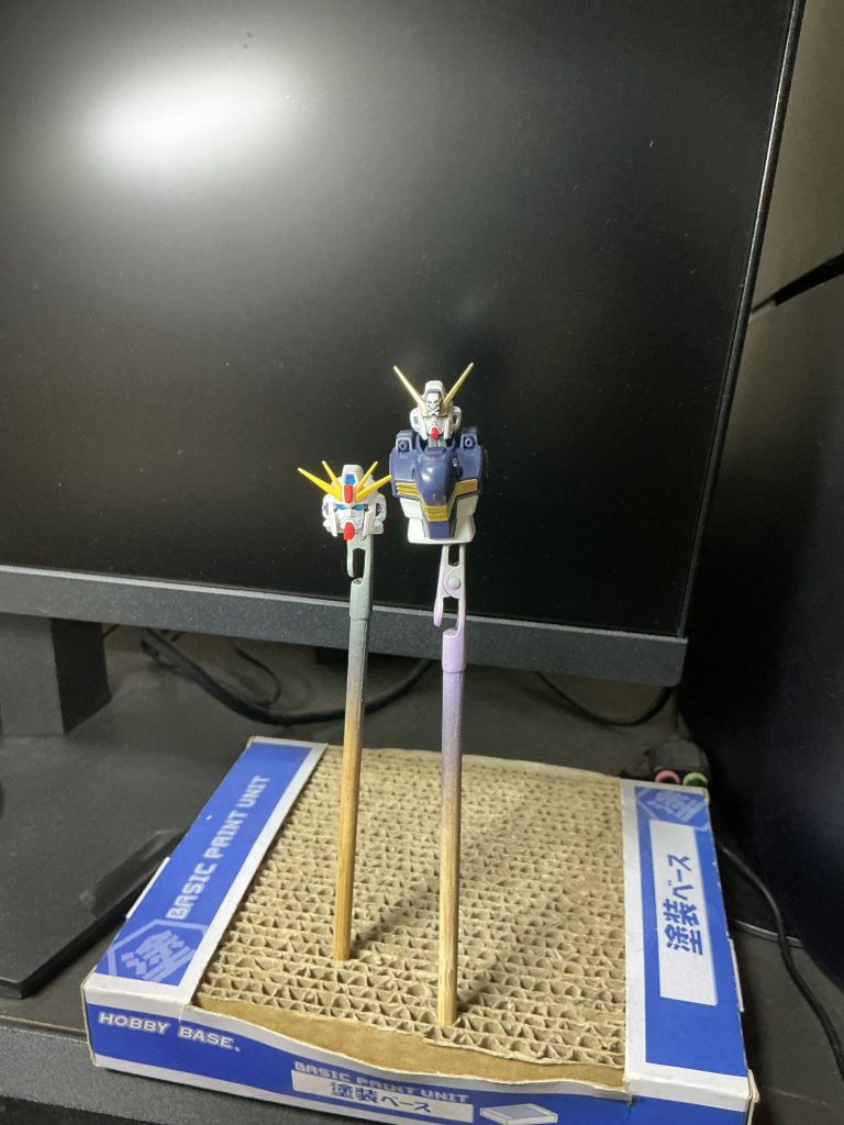 MG F91頭部と…パーツが小さくておじさんにはキツイ…😇