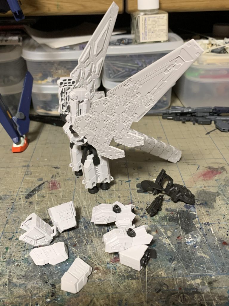 これだとちょっと物足りないなと思い、もう一アイテムを投入。グラスフェザーを使います。