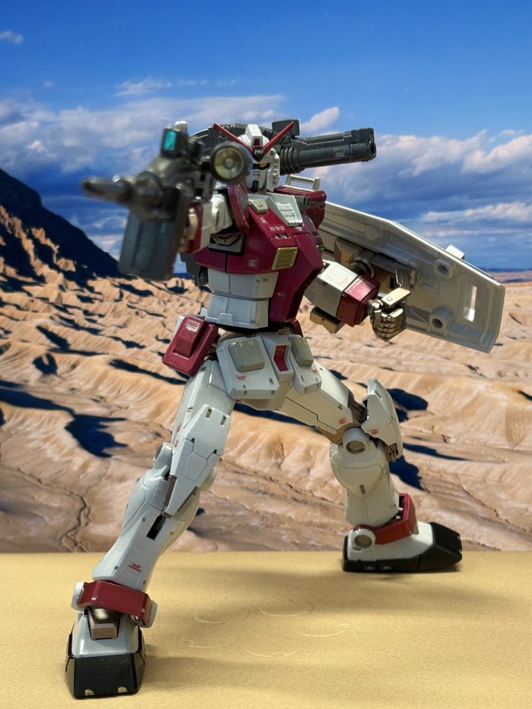 ガンダムアッセンブルもこんなポーズでしたね