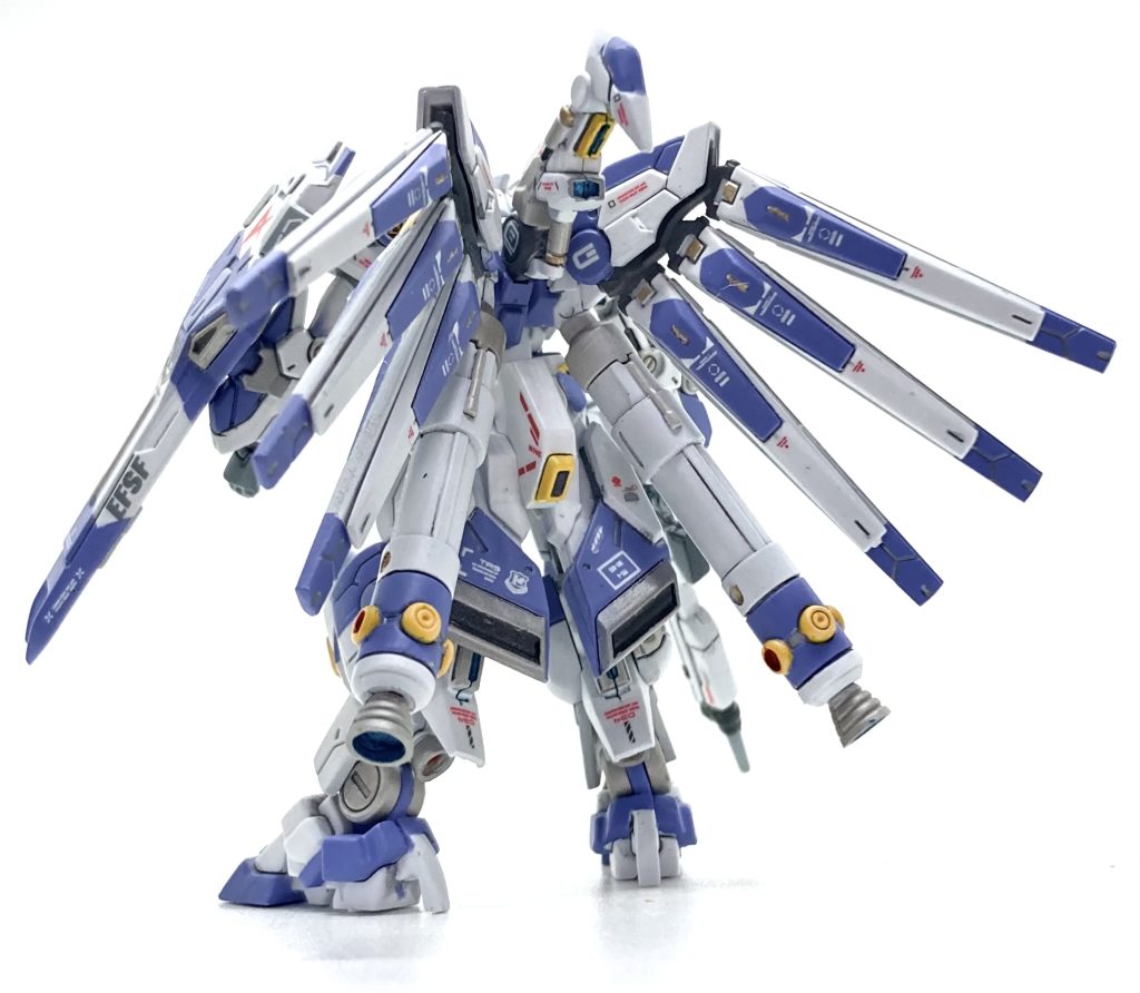 ファンネルのマスキング&デカール大変でした💦手が震えまくりです。アル中じゃないですよ😅お酒飲みますが。