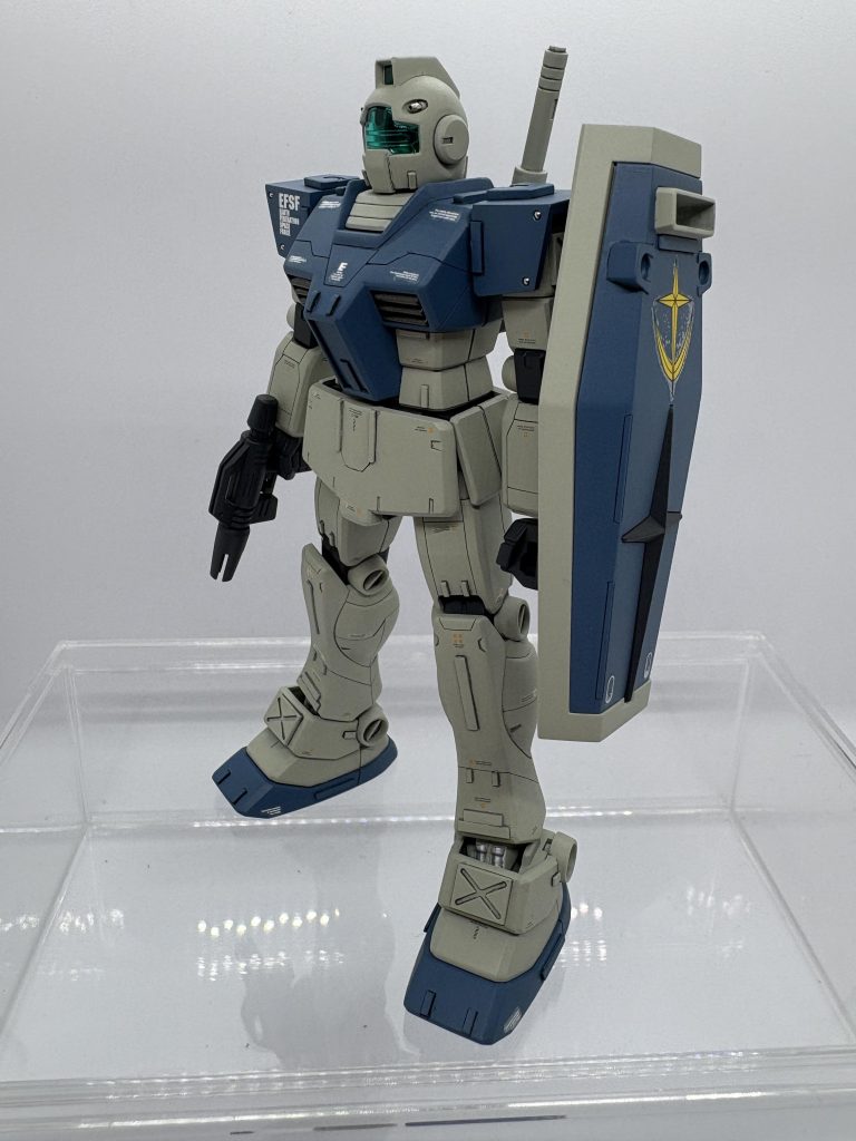 コトブキヤと30mmのディテールアップパーツ、プラ棒、筋彫り、メタルパーツを使用して情報量を増やしましたデカールのシルバリングが目立ちますね、やっぱちゃんと光沢クリアー吹いてからじゃないとダメかな💦