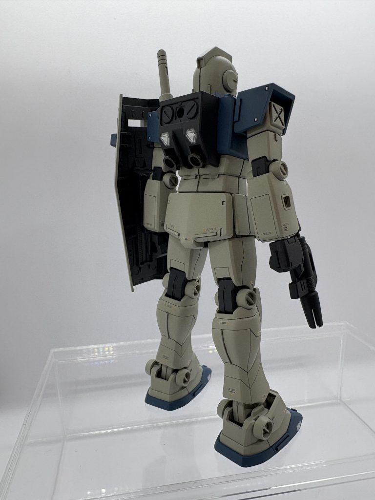 後ろはデカール控えめで手抜き仕上げですwロービジカラーのつもりだけどこれもロービジで大丈夫だよね🤔