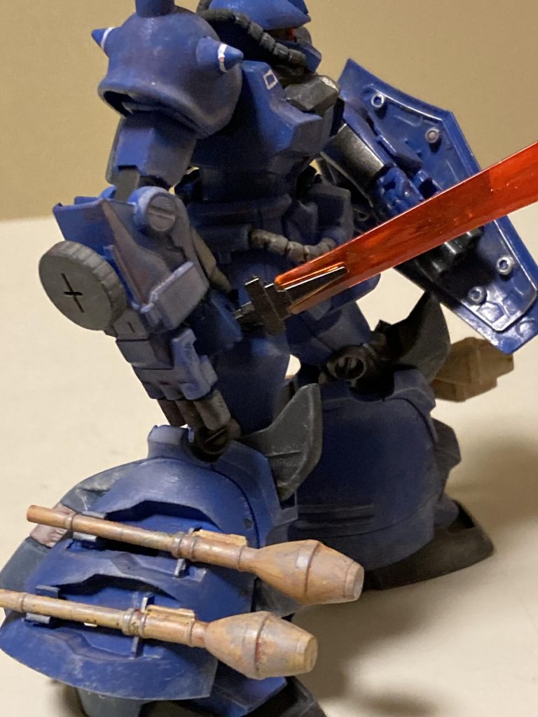 エアインテークを敢えて取り外して、シュツルムファウストを装備！ヴィッシュって軽量化好きですよね😊