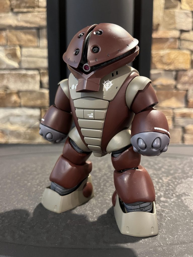 まずは、素立ちから！今回はディテールアップをせずにパテで好みの体型に改造をしました(*´˘`*)