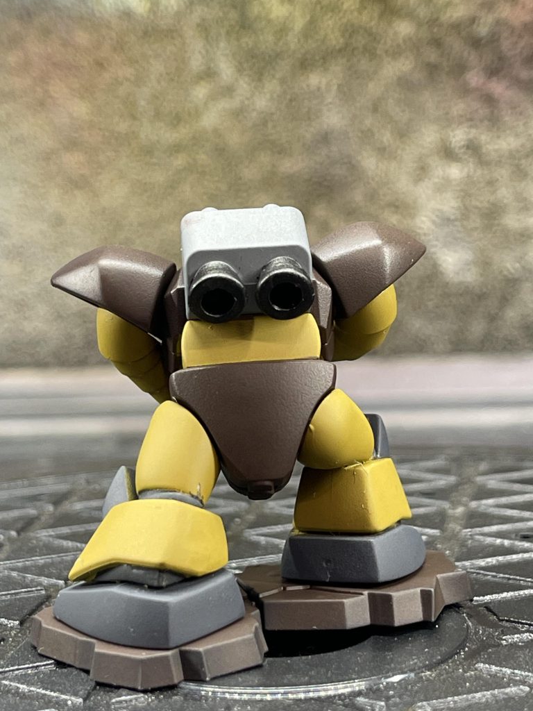 背面のバーニアは写真じゃ暗くてわかりにくいですが、開口しました。