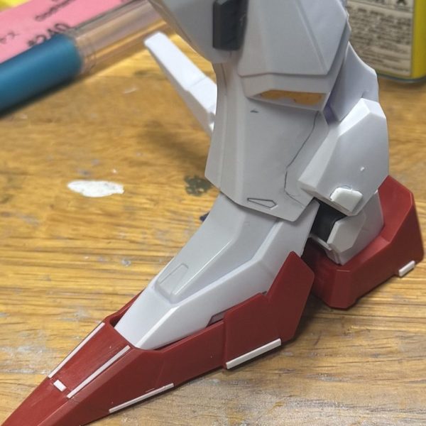 プラ板も少し貼ってディテールアップ