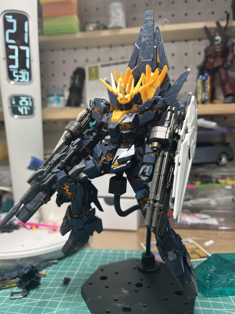 パチ組ボディラインが細すぎるような気もするけど、そこまで手をかけるつもりはなかったのでストレートに制作しました(個人的にガッシリが好みなので太ももと二の腕を太くしたかった)