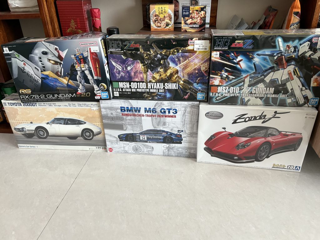 残りのプラモデル達。次回帰国時に補充しないと😅