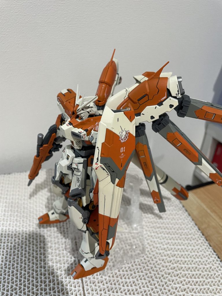 作品の説明です、全て缶スプレーで行っています缶スプレーって結構消費するんですね、びっくりしました！上手くいったのでよかったです！