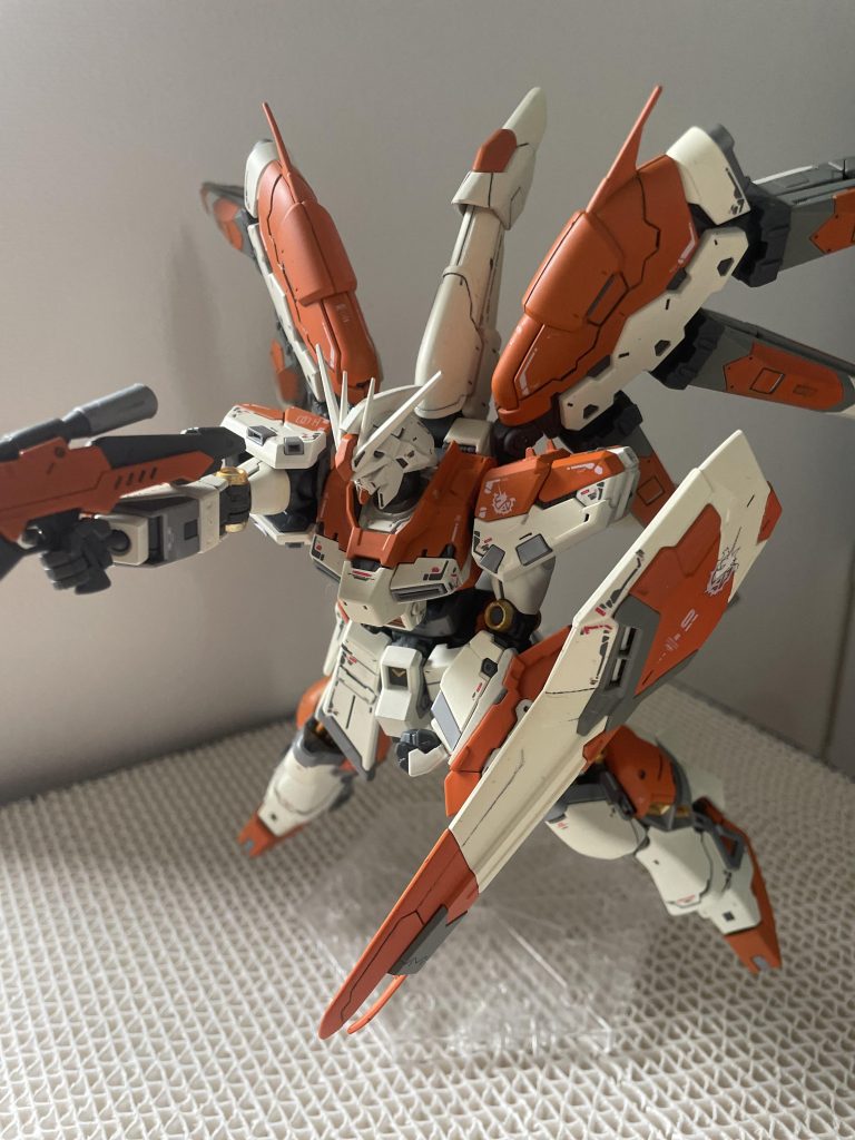 Hi-νガンダム–3枚目/制作者：usi