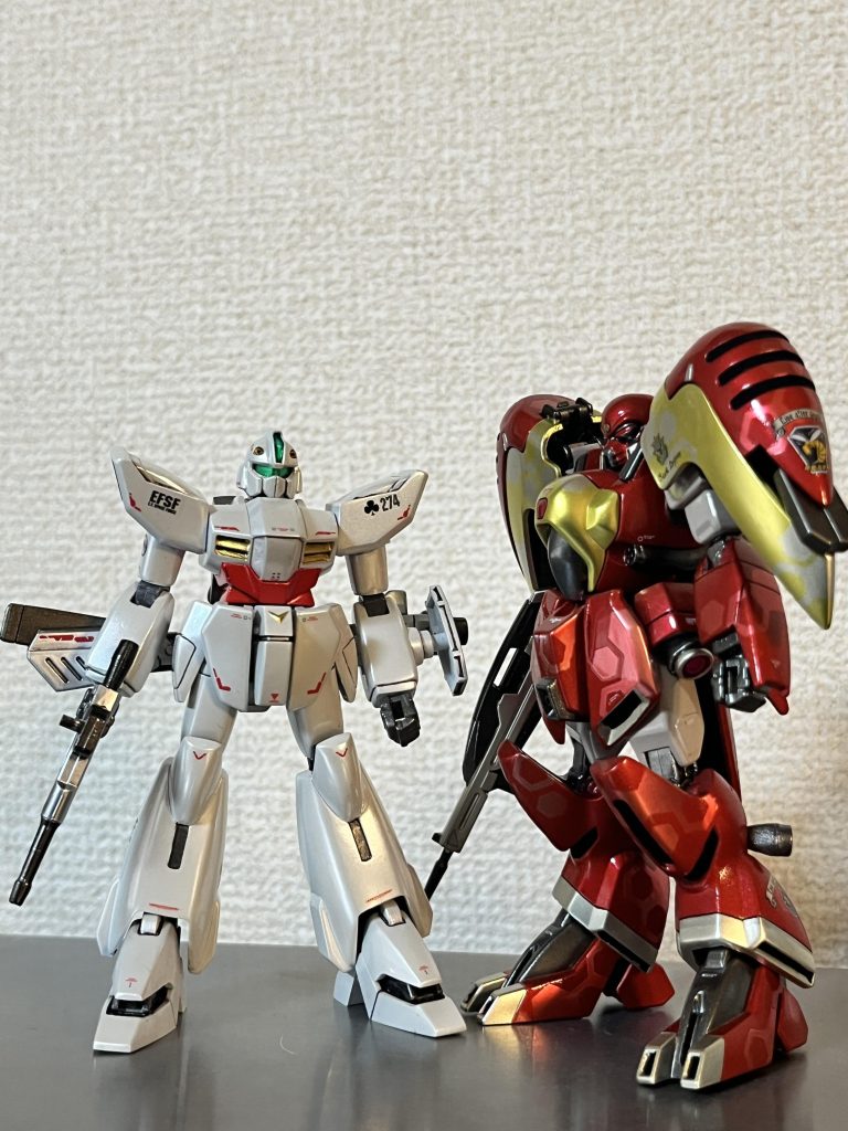 ザンスカールのゾロちゃんよりも小さいです。Vガンダムに登場するモビルスーツをHGでいつの日か出してほしい!ないかなー売れないだろーなーでも好きなんだよなー。次はVフレームシリーズのガンイージをのんびり作ります。