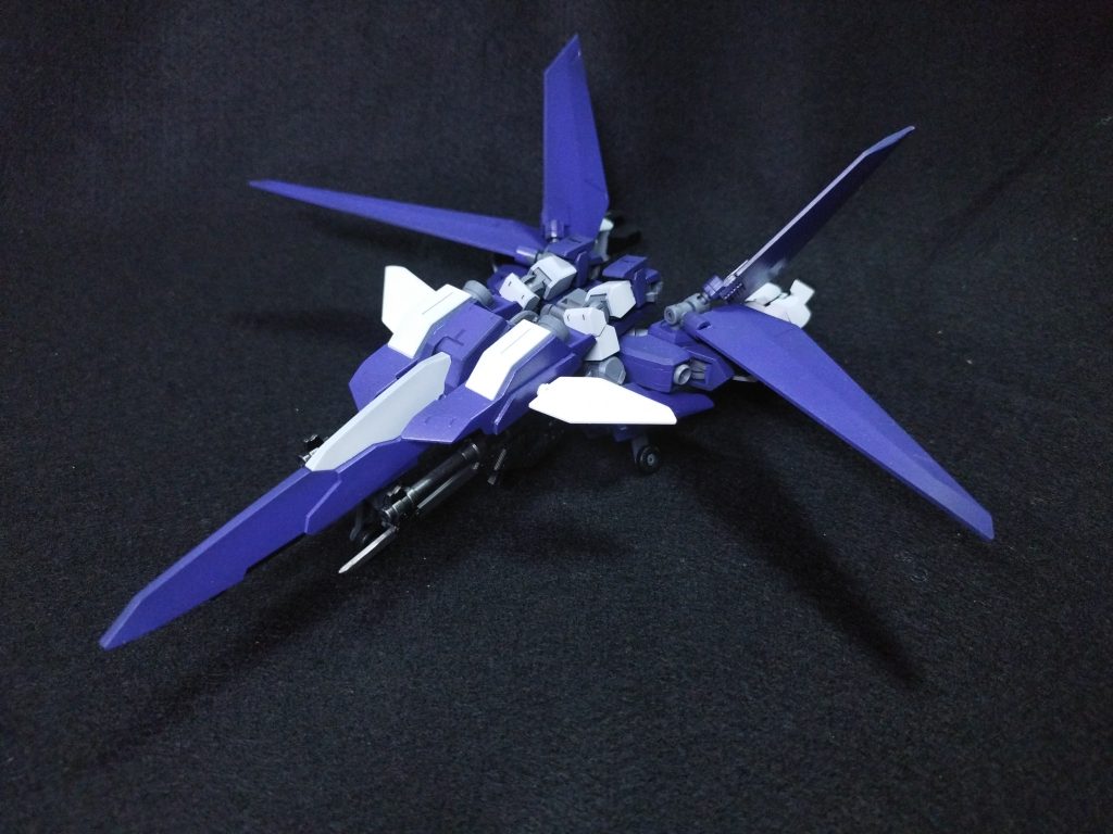 没になったカナード翼理由はベルクートと被るのと巡航形体時に邪魔になるから