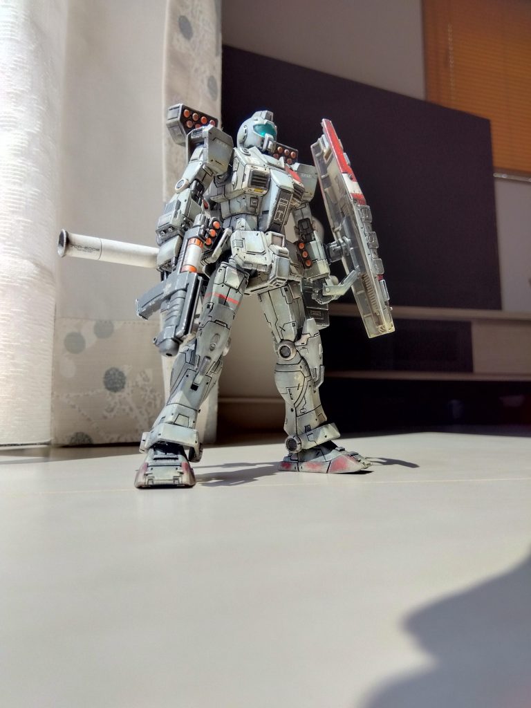 スタイルについては太腿を1センチ延長しております。あとはスジ彫りを徹底し、専用機としてのグレードアップを図っております。