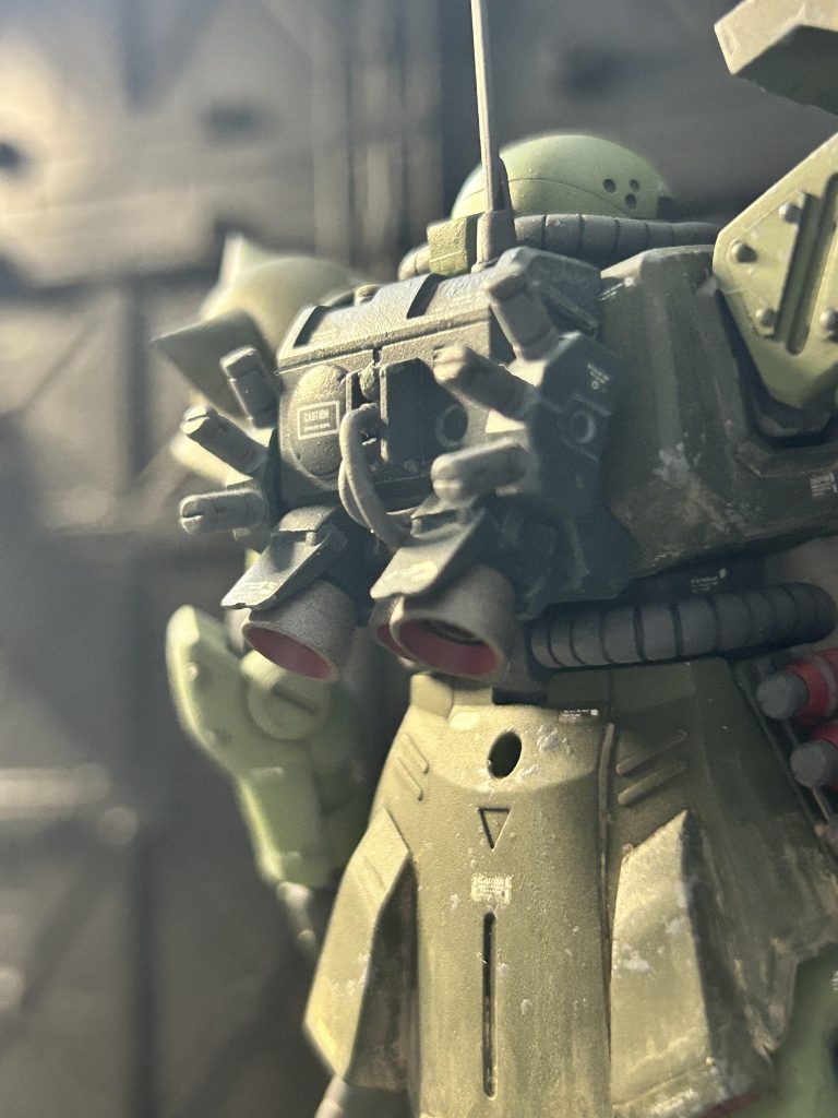 ランドセルですー😊スラスターノズルにはフィンを装着。サイドにはスモークを装着。ランドセル上部にはアンテナ装着。